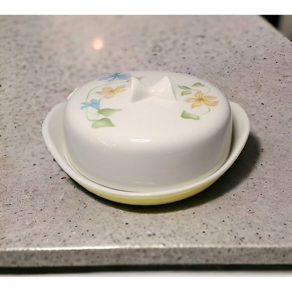 Porcelain Round Lidded Floral Butter Dish Large 8 in Vtg Cream Yellow Cottage - Picture 1 of 6